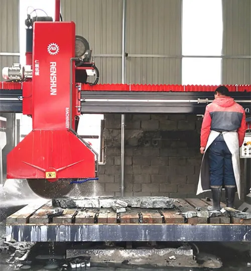 High-precision cutting machine for stone processing