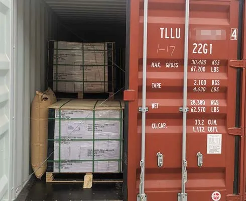 Well-organized container packaging for stacked stone products