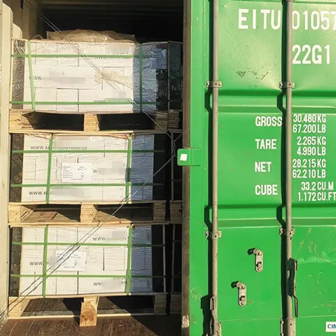 Sturdy plywood pallet container for storage and shipping