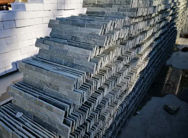 High-quality quartzite stacked stone ledger panels for wall cladding