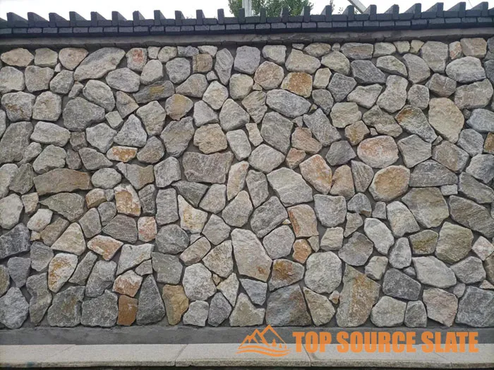 Beautiful random loose stone cladding for exterior design