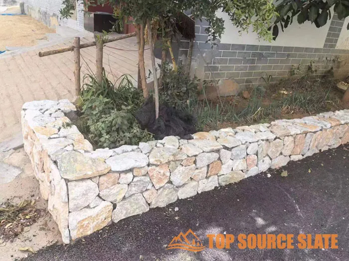 Beautiful natural loose stone cladding in a rustic design