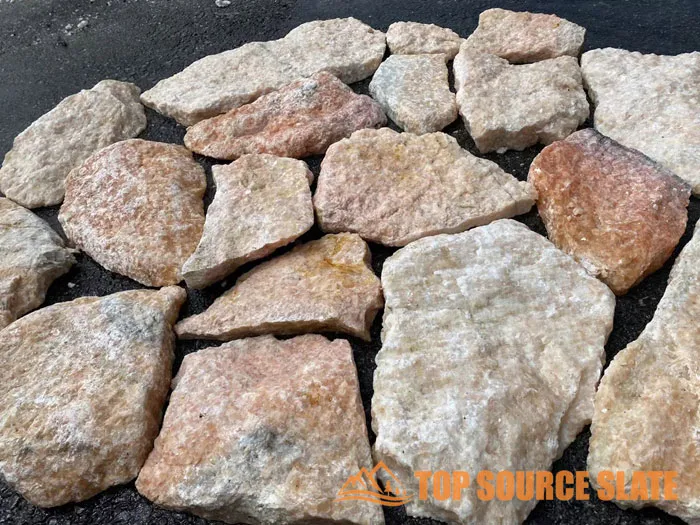 Loose random stone wall cladding for outdoor and indoor use
