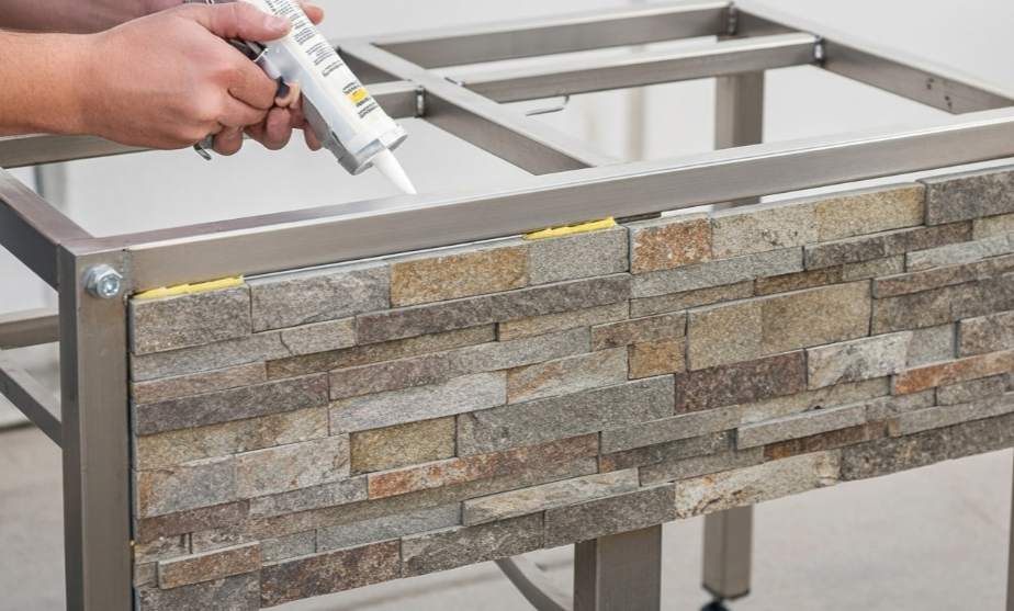 stacked stone outdoor kitchen installation guide & heat safety2
