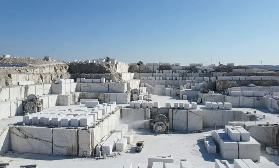 the engineering of quarrying why extraction depth dictates stone grade (1)