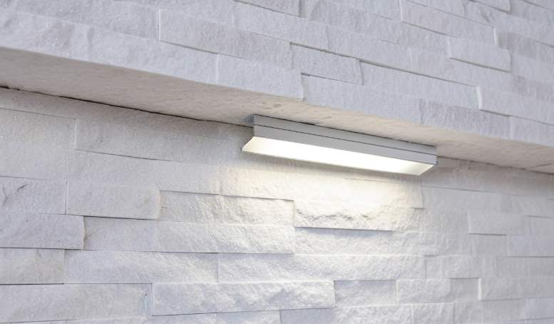 under cabinet lighting for stacked stone (3)